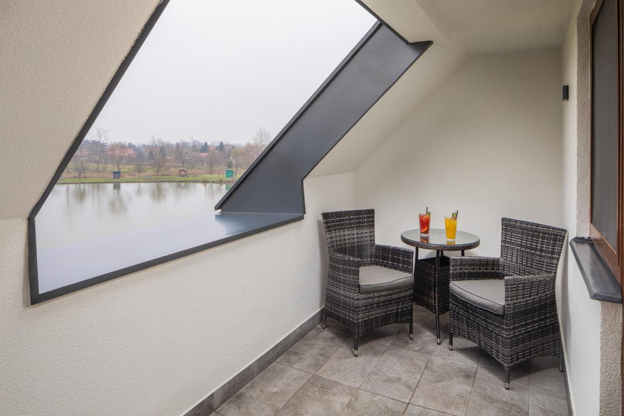 Sziget Hotel Ньиредьхаза Экстерьер фото